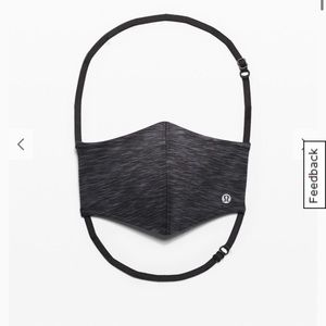 Lululemon NWT Double Strap face mask